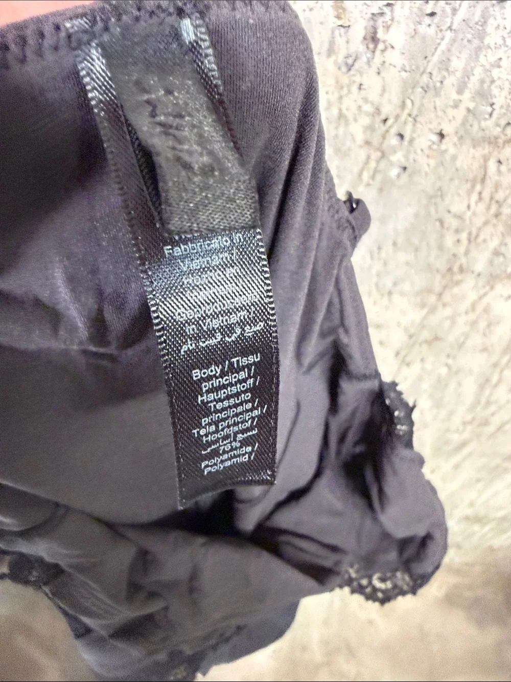 SKIMS Women's Fits Everybody Lace Triangle Onesie Size L in Onyx